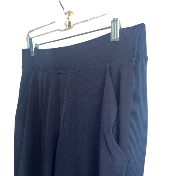 Athleta Brooklyn Mid Rise Ankle Pant Size 8 - Picture 11 of 14